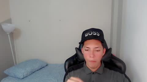 Street online show from April 3, 3:48 am