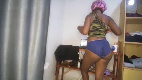 streetlioness online show from September 19, 10:54 pm