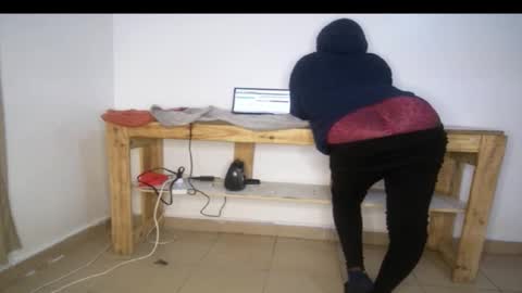 streetlioness online show from March 26, 7:14 am