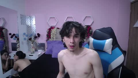 Snapshot of strip_demons chatting on December 2, 12:18 pm Nikolas And Sophia online show from December 2, 12:18 pm