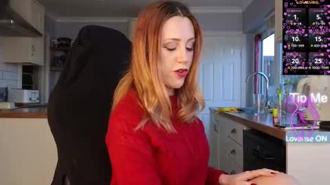 Snapshot of stripmequick chatting on February 14, 10:56 am Amorina online show from February 14, 10:56 am