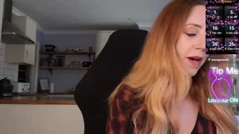 Amorina online show from May 8, 9:36 am