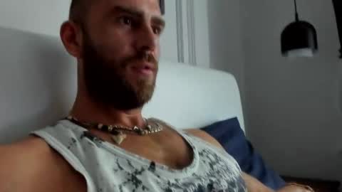 Snapshot of strong_arni chatting on May 20, 6:08 am Strong Arni online show from May 20, 6:08 am
