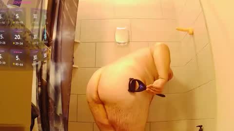 Snapshot of strong_bear89 chatting on May 28, 2:20 am strong_bear89 online show from May 28, 2:20 am