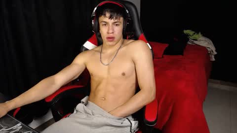 Daddy Jack  online show from December 11, 5:43 am
