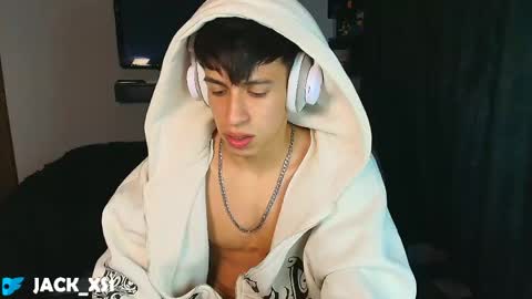 Snapshot of strong_jackxxx chatting on April 17, 4:26 am Daddy Jack online show from April 17, 4:26 am