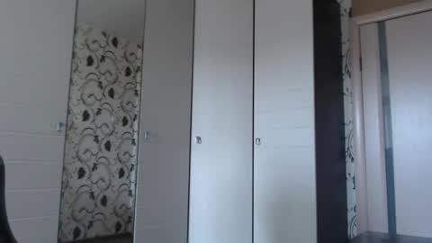 Snapshot of strongass18 chatting on March 10, 9:03 am Alex online show from March 10, 9:03 am