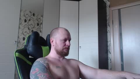 Snapshot of strongass18 chatting on March 12, 9:26 am Alex online show from March 12, 9:26 am