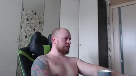 Snapshot of strongass18 chatting on March 19, 9:02 am Alex online show from March 19, 9:02 am