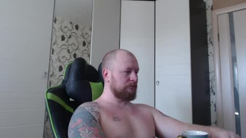 Snapshot of strongass18 chatting on March 24, 8:52 am Alex online show from March 24, 8:52 am