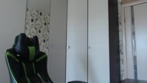 Alex online show from May 7, 9:47 am