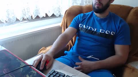 StrongCoffee online show from September 22, 8:16 am