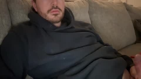 Snapshot of strongman4u2do chatting on December 8, 2:18 am Jay online show from December 8, 2:18 am