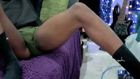 strongmellow online show from February 11, 6:35 pm