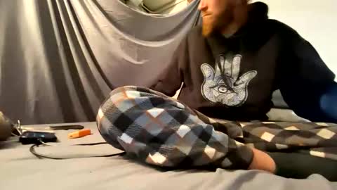 strumie3534336684 online show from November 25, 10:43 pm