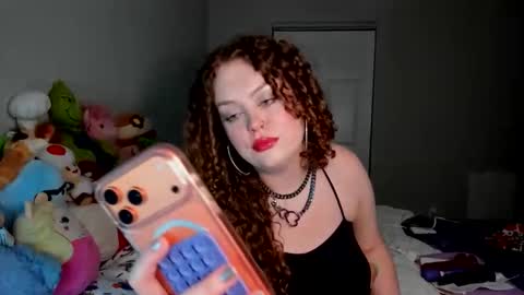 Snapshot of strwbby chatting on December 21, 6:31 am Strwbby online show from December 21, 6:31 am