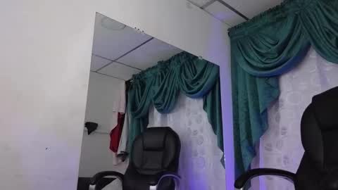 stuart_boy_ online show from January 6, 3:09 am