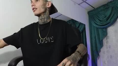 stuart_boy_ online show from January 9, 3:58 am