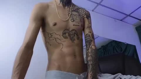 stuart_boy_ online show from January 11, 3:34 am