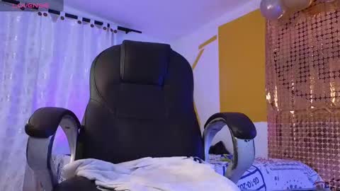 stuart_boy_ online show from January 23, 4:52 am