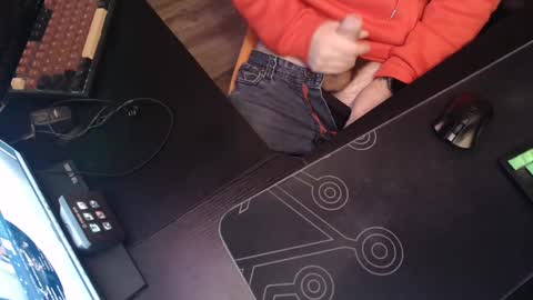 Snapshot of stud69861714 chatting on December 11, 7:09 am stud69861714 online show from December 11, 7:09 am