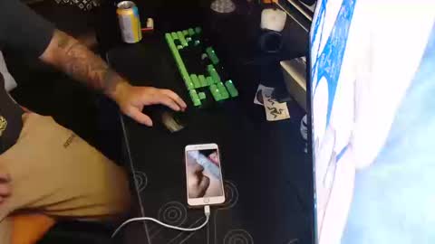 Snapshot of stud69861714 chatting on October 17, 6:16 am stud69861714 online show from October 17, 6:16 am