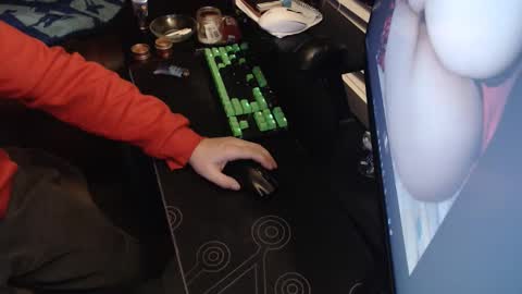 Snapshot of stud69861714 chatting on February 14, 5:37 am stud69861714 online show from February 14, 5:37 am