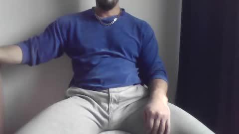 Ero online show from December 3, 10:35 am