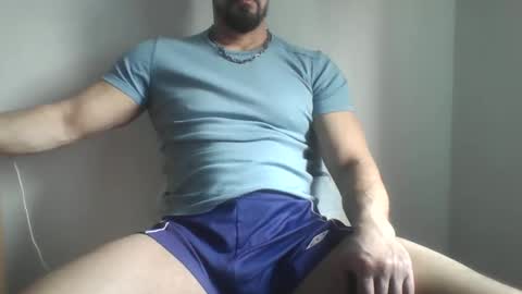 Snapshot of studdotcom chatting on April 13, 9:59 am Ero online show from April 13, 9:59 am