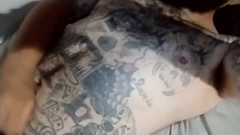 studwittatts69 online show from November 4, 7:51 am