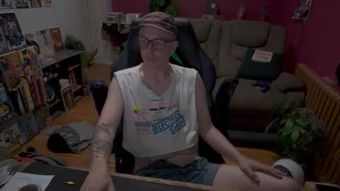 Buck Nunchuck online show from May 20, 4:07 am