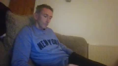 stuuuey73 online show from October 22, 9:58 pm