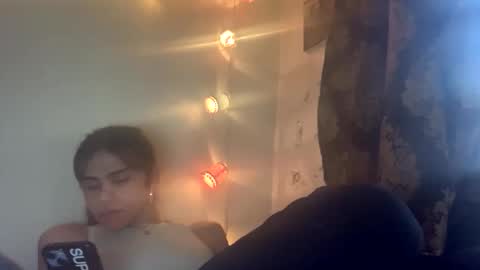 Snapshot of stxllaxcx chatting on April 18, 8:53 pm stxllaxcx online show from April 18, 8:53 pm