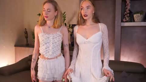 Snapshot of suannedoriean chatting on January 16, 3:21 am Mure online show from January 16, 3:21 am