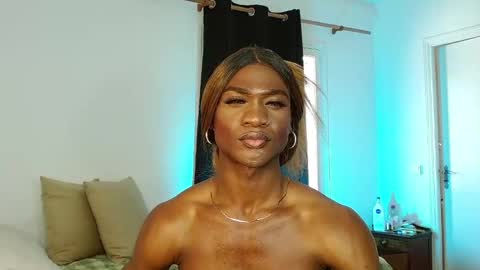 Suanny Klatten  It is my account independent  online show from February 21, 3:10 pm