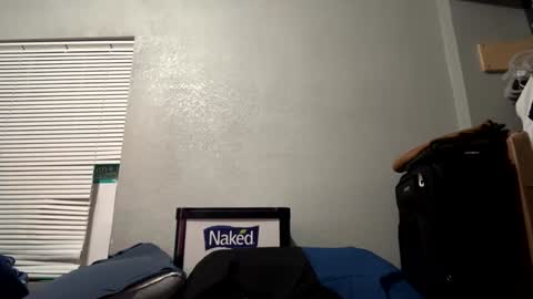 Snapshot of suavecito67 chatting on February 2, 6:15 am suavecito67 online show from February 2, 6:15 am