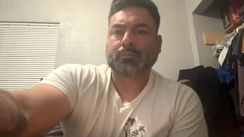 Snapshot of suavecito67 chatting on February 26, 2:26 am suavecito67 online show from February 26, 2:26 am