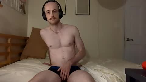 Snapshot of sub_boy0_0 chatting on October 16, 4:13 am sub_boy0_0 online show from October 16, 4:13 am