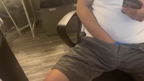 sub_boy221059 online show from April 1, 6:05 pm