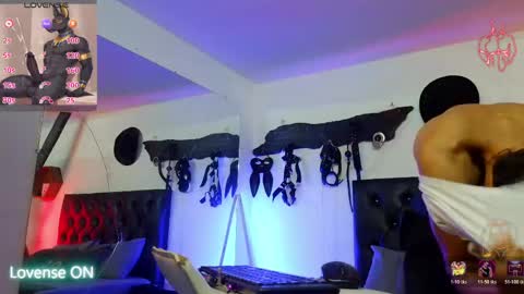 subarashi_ishi69 online show from May 16, 7:01 pm