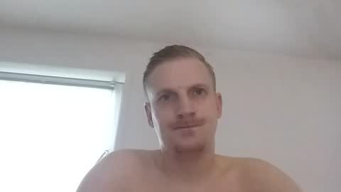 Snapshot of subforserve chatting on January 10, 10:39 am subforserve online show from January 10, 10:39 am