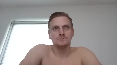 Snapshot of subforserve chatting on February 7, 1:11 pm subforserve online show from February 7, 1:11 pm