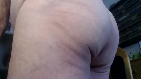 Snapshot of subibuns chatting on February 13, 11:17 am Marcel online show from February 13, 11:17 am