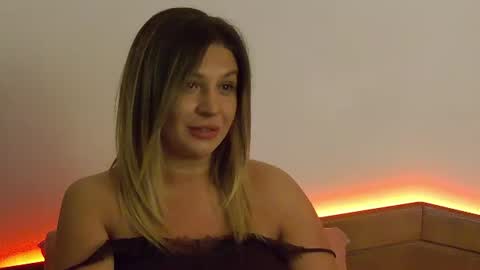 Snapshot of sublimecarla chatting on June 15, 10:34 pm Carla online show from June 15, 10:34 pm