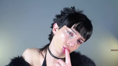 Angel  online show from November 28, 11:13 am