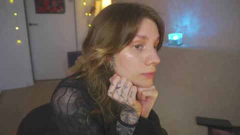 succubus_66 online show from April 1, 1:41 pm