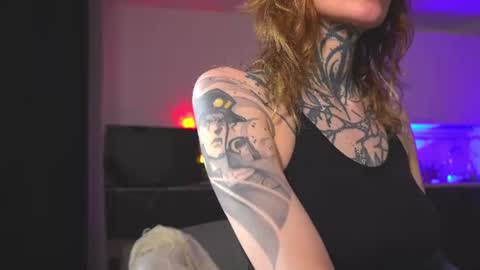 succubus_66 online show from August 7, 8:16 am