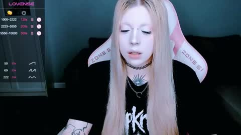 succubus_leslie online show from October 26, 9:31 pm
