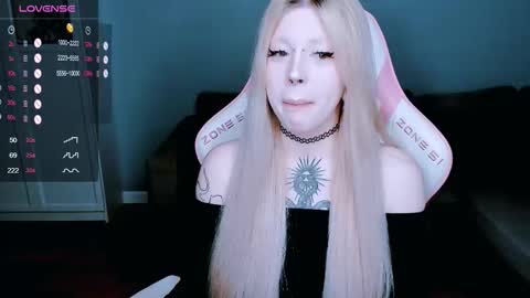 succubus_leslie online show from November 6, 10:21 pm