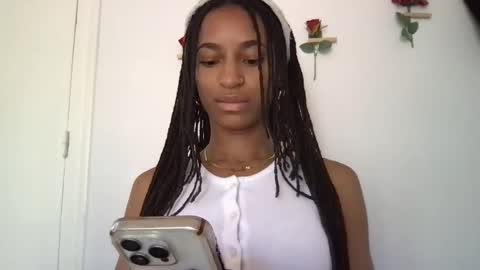Snapshot of succubussirena chatting on May 28, 10:56 am Succubus Sirena online show from May 28, 10:56 am